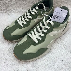 Serra Ladies Casual Sneakers - Green - Size 10 - NEW